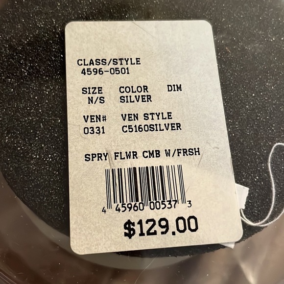 David’s Bridal white Rhinestone & Pearl headpiece / hair comb NWT - Picture 10 of 13